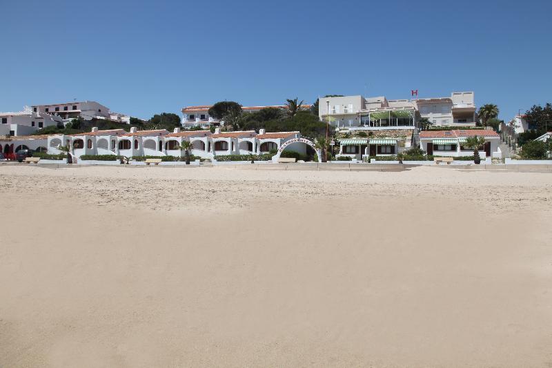 فندق هوتل ليوركا Platja de l’Almadrava المظهر الخارجي الصورة
