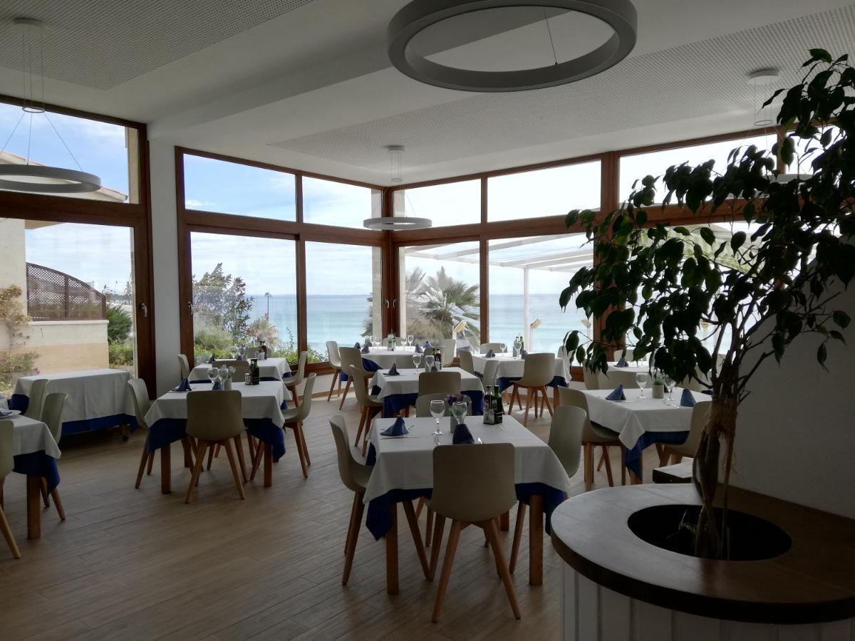 فندق هوتل ليوركا Platja de l’Almadrava المظهر الخارجي الصورة